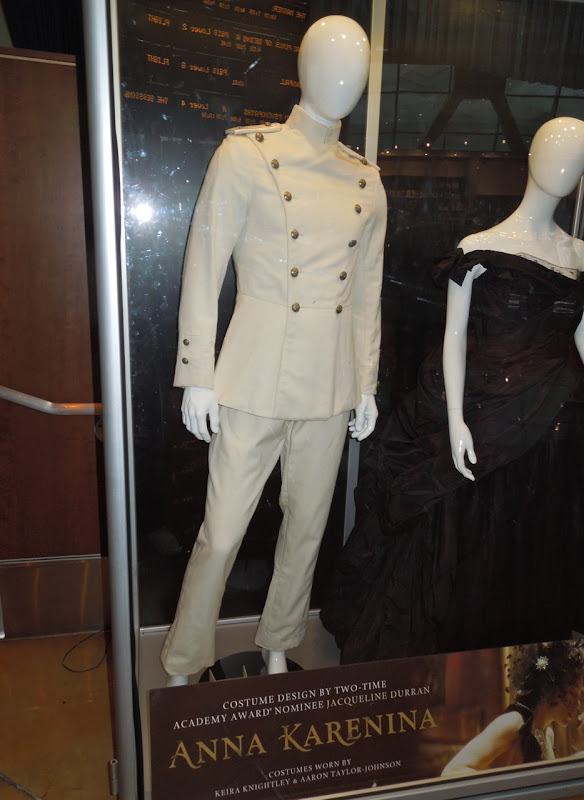 Outfit worn by Aaron Taylor-Joh...